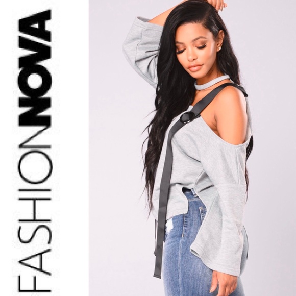 Cold Shoulder Ribbon Crop Sweater Shirt - Picture 2 of 8